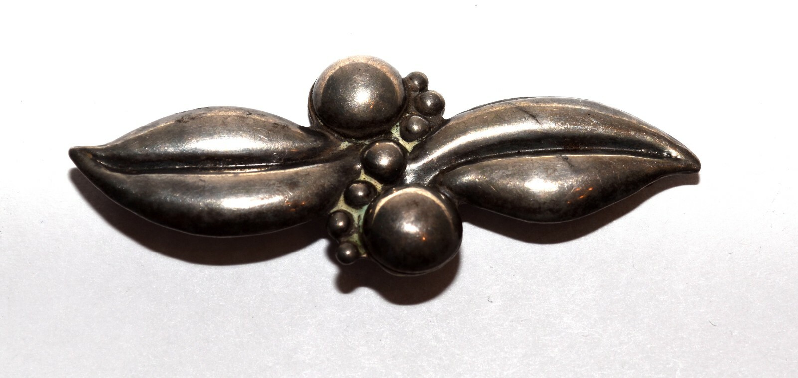 Vintage Sterling Silver Puffy Leaves with Round Fruit 2.75: Long Pin 7.89 Grams