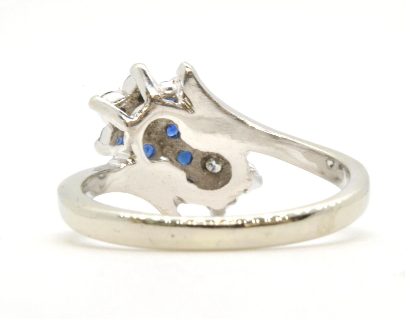 14k White Gold Dark Blue Sapphire And Diamond Cluster Right Hand Ring Size 6