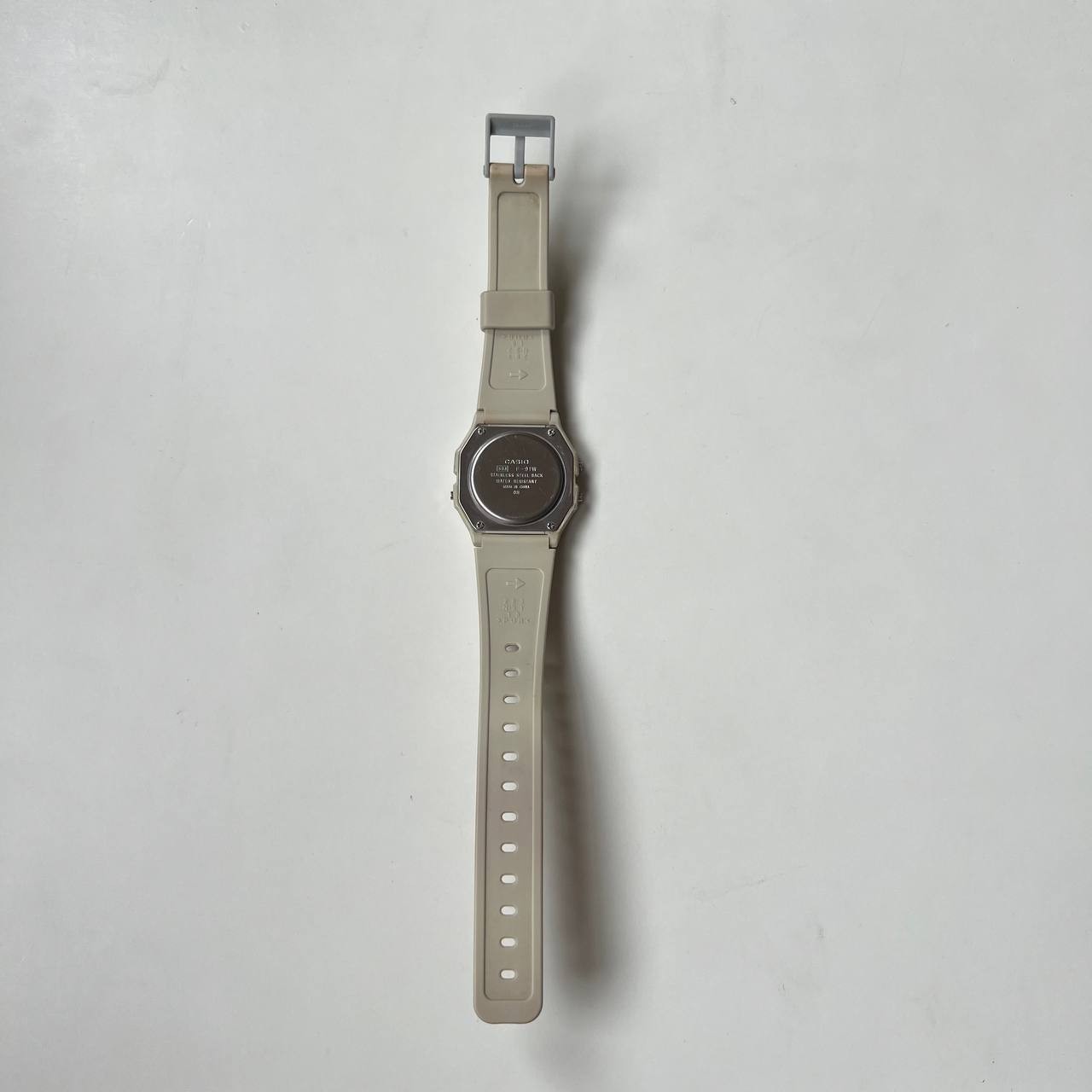 Casio f-91w 593 fully working digital rare beige / cream discontinue 025