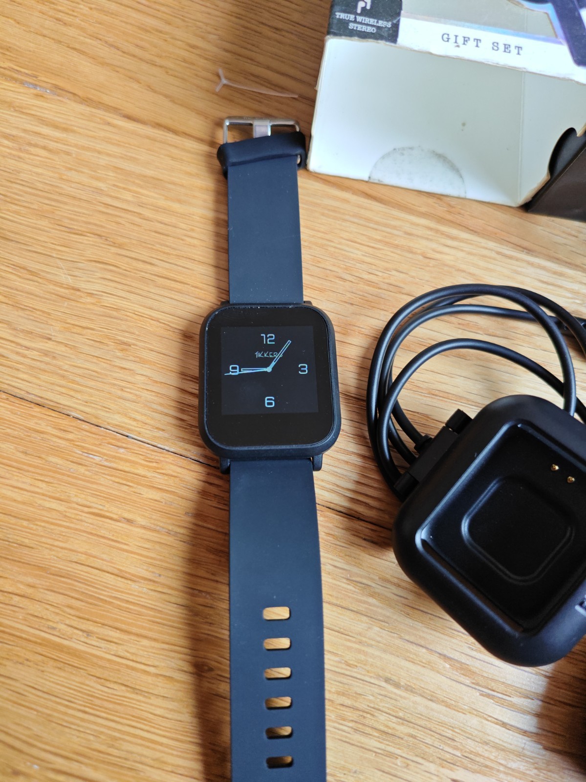Tikkers SET Series 13 Smartwatch and Earbuds