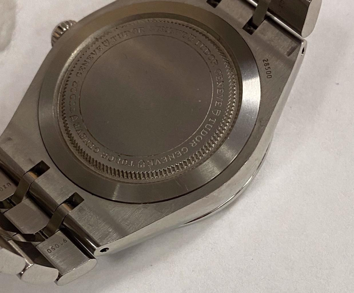 TUDOR ROYAL 28500 DATE SILVER DIAL STAINLESS STEEL 38mm AUTOMATIC WATCH.