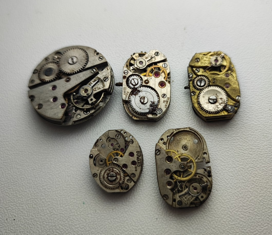 Watch lot movement for parts as 1012 duward 511 annex femga 500 and others