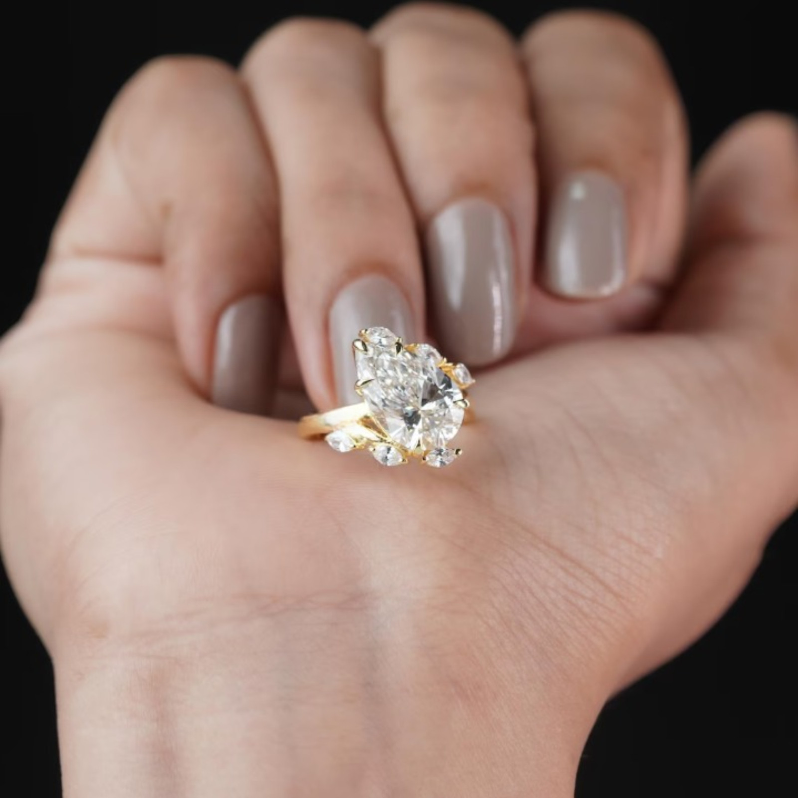 4 Carat Pear Cut Lab Grown Diamond Engagement Ring | 14k Yellow Gold VVS VS
