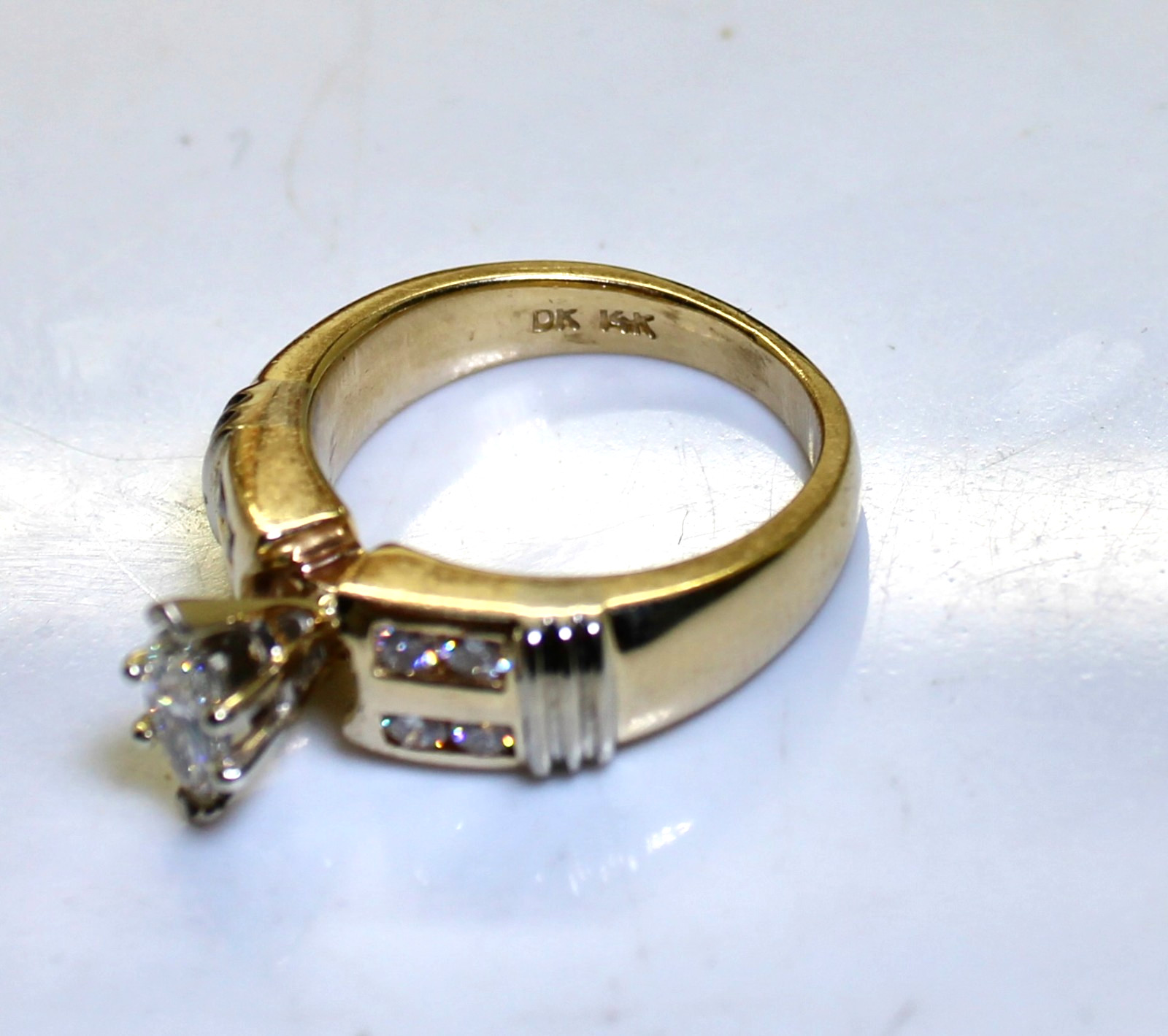Gorgeous 14K Gold .56 Ctw Marquise & Round Diamond Ring, Size 4.75, 7.5 Grams