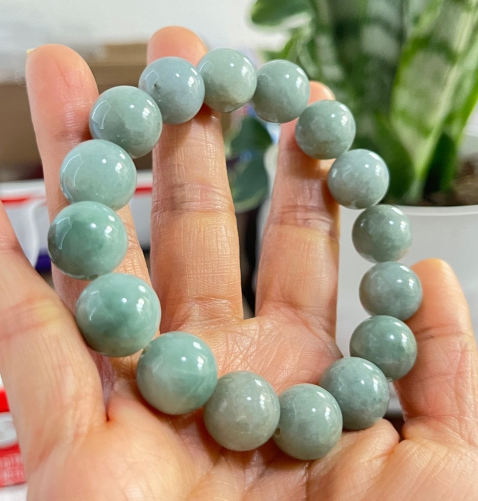 Natural Burmese Jadeite Jade Bead Bracelet 13.4mm-13.9mm Type A Untreated 69.5g)