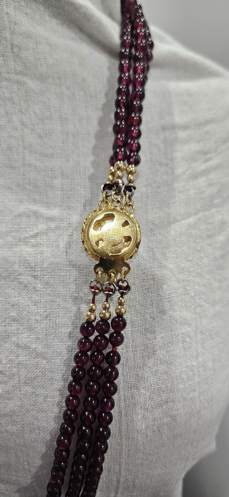 Lot of 4 garnet beaded necklaces different lengths and styles