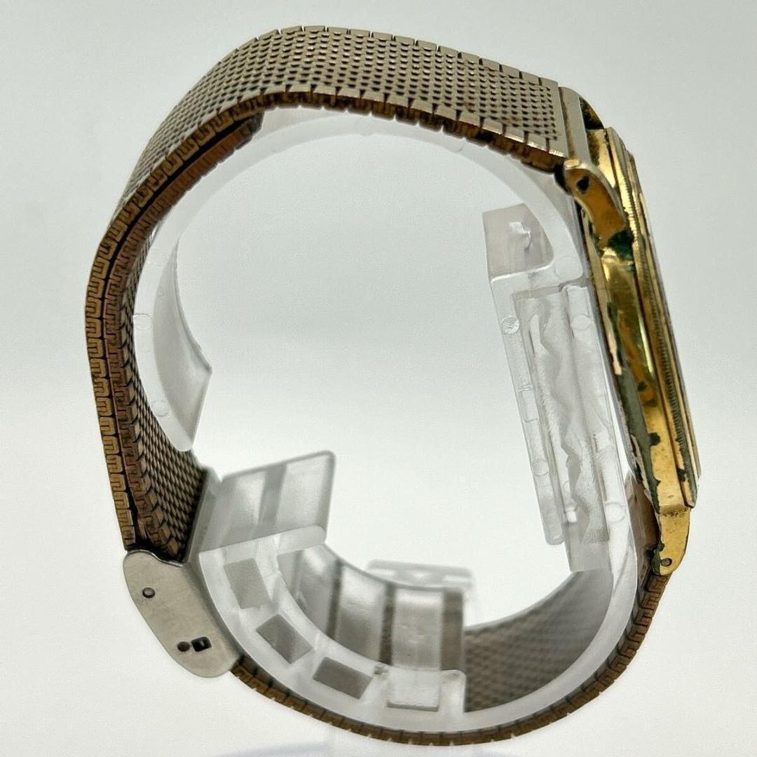 New battery, fully functional. SEIKO gold dial quartz vintage retro watch.