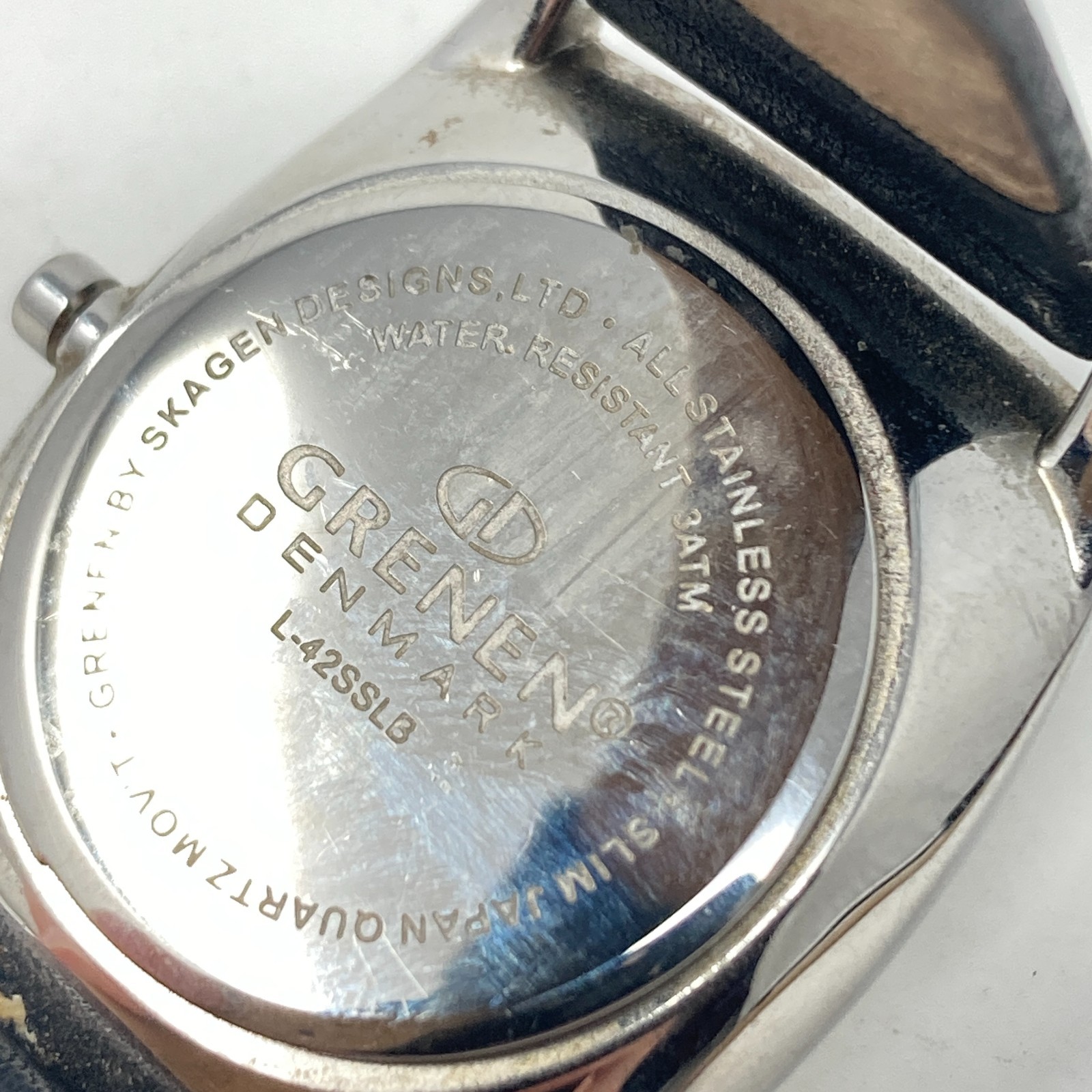 Skagen Grenen Watch Women 29mm Silver Tone Date Crystals Leather New Battery