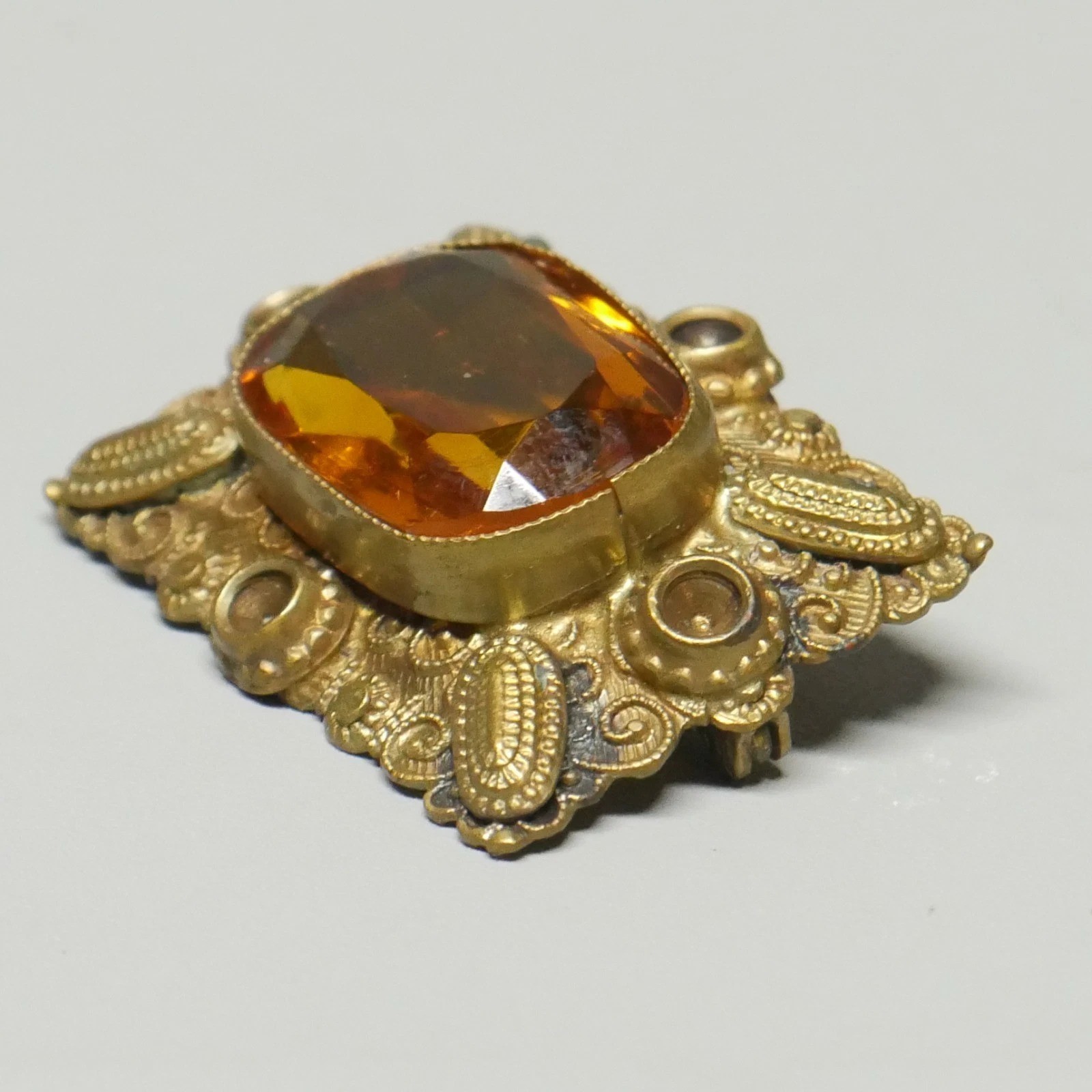 Antique Victorian Flame-Fusion Honey Yellow Sapphire Filigree Brooch c 1900
