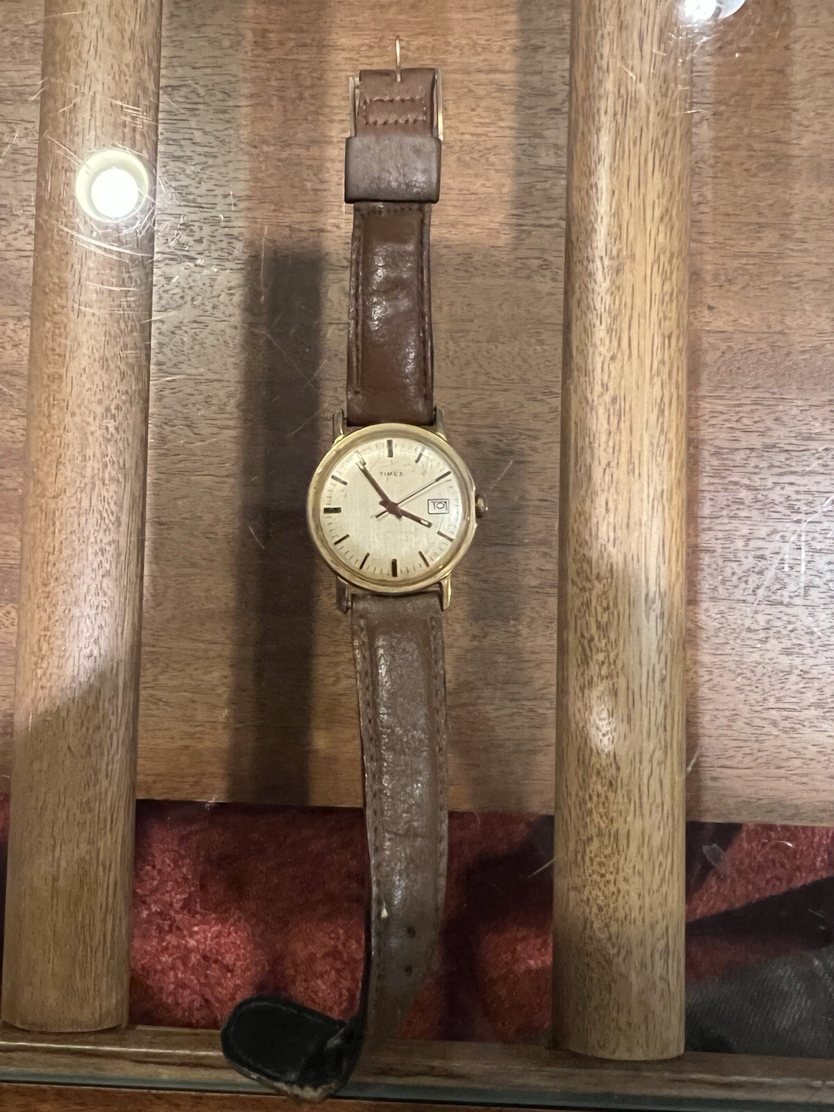 Vintage Timex Marlin Men’s Date Watch 16560 02576 Gold Mechanical Leather Band