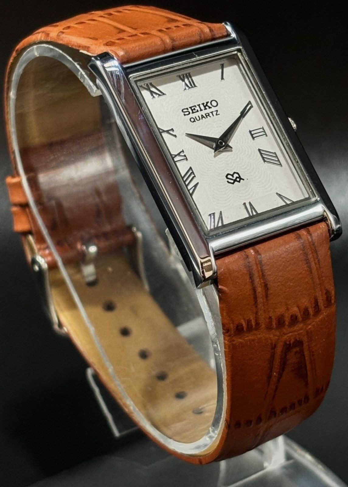 Vintage Rare Seiko Slim Quartz Men’s Wrist Watch With Free DDP Shipping