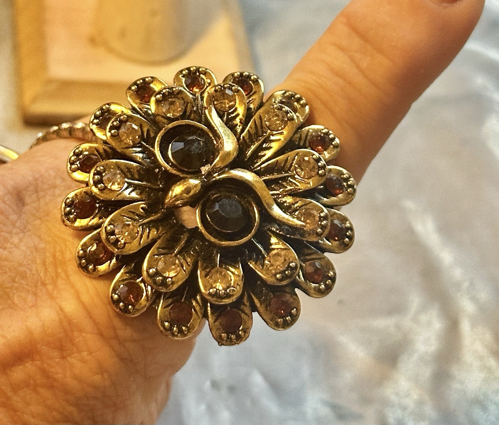 Vintage Gold Tone Stretchy Rhinestone Owl Ring, Signed