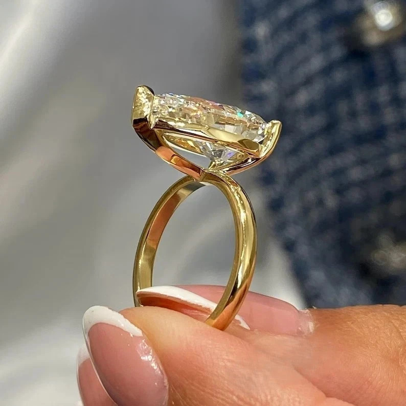 4CT IGI Pear EF/VS1 Lab Grown Diamond Solitaire Engagement Ring 14K Yellow Gold