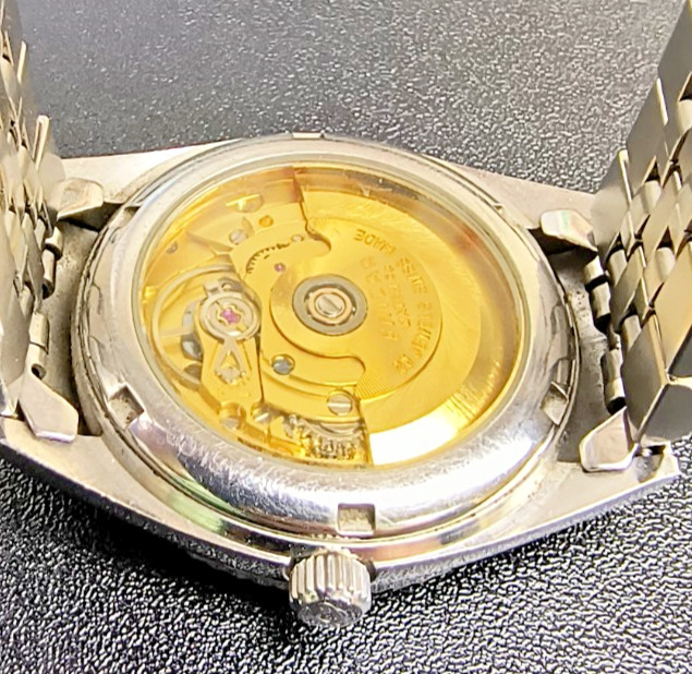 RARE ENICAR 25 Jewels Automatic White Dial Roman Index Watch Vintage Fair Scuffs