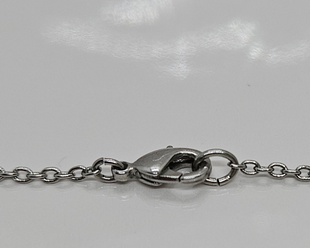 Hello Kitty Necklace Rhinestone Silver Tone Heart Pendant Design 20″