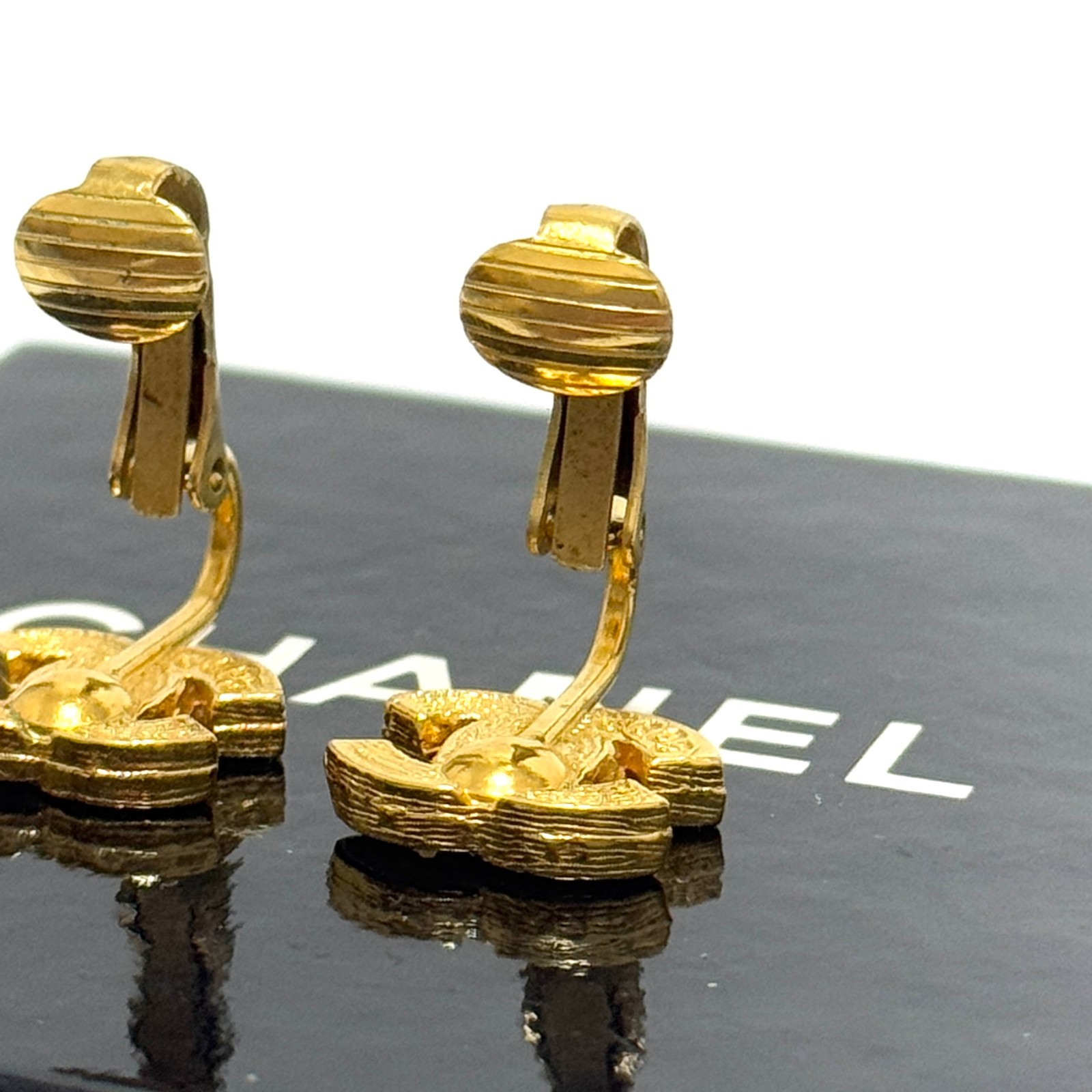CHANEL 2092 CC Logo COCO Mark Earrings Gold Rhinestone Clip-On Authentic JAPAN