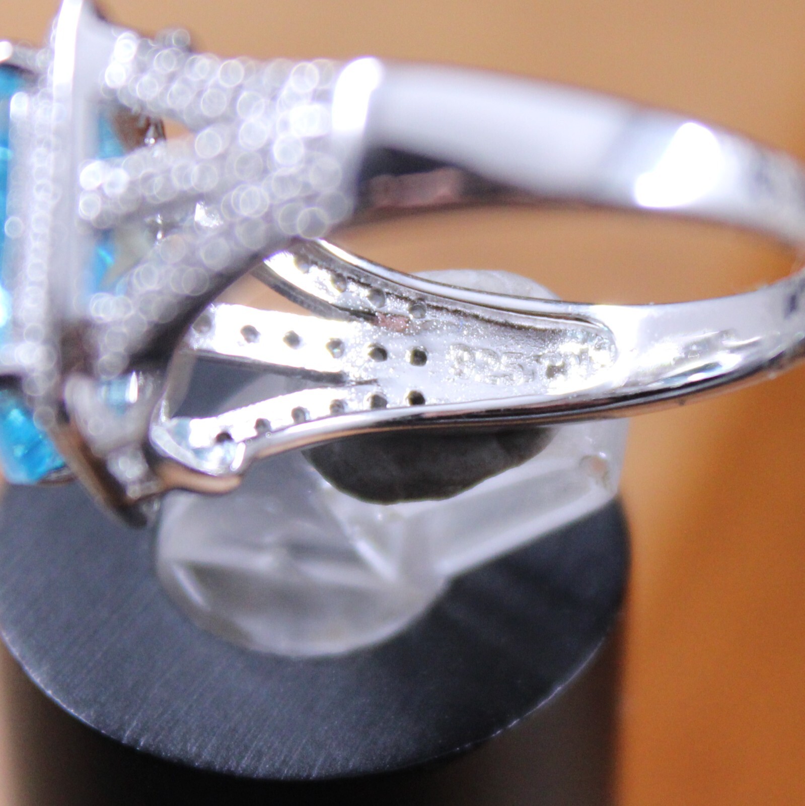 Fuzion Creations Blue & White Zirconia Ring Sterling Silver Size 7.75 Signed FZN