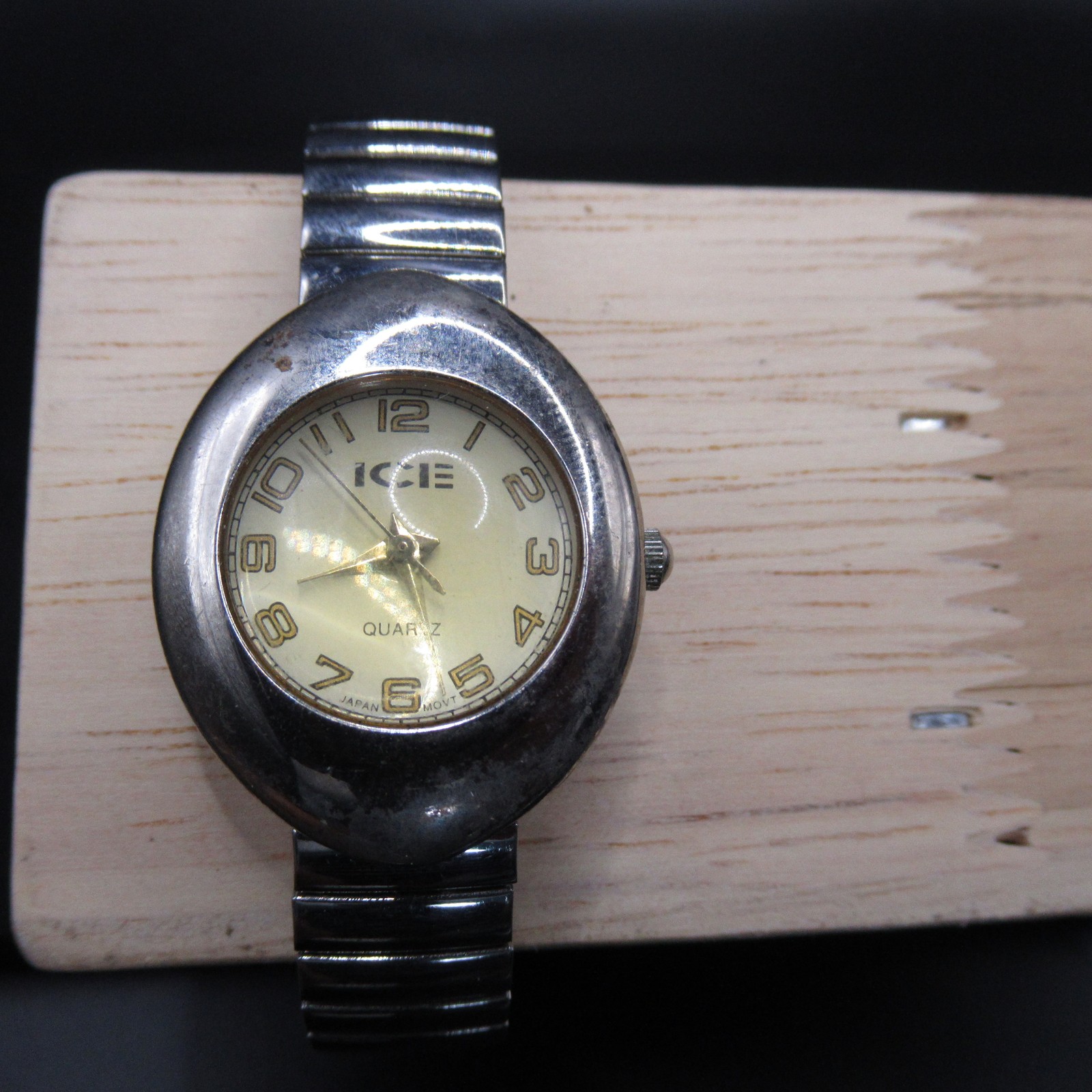 ICIE Quartz Ladies Silver Tone Expansion Band Watch Japan Movement V377