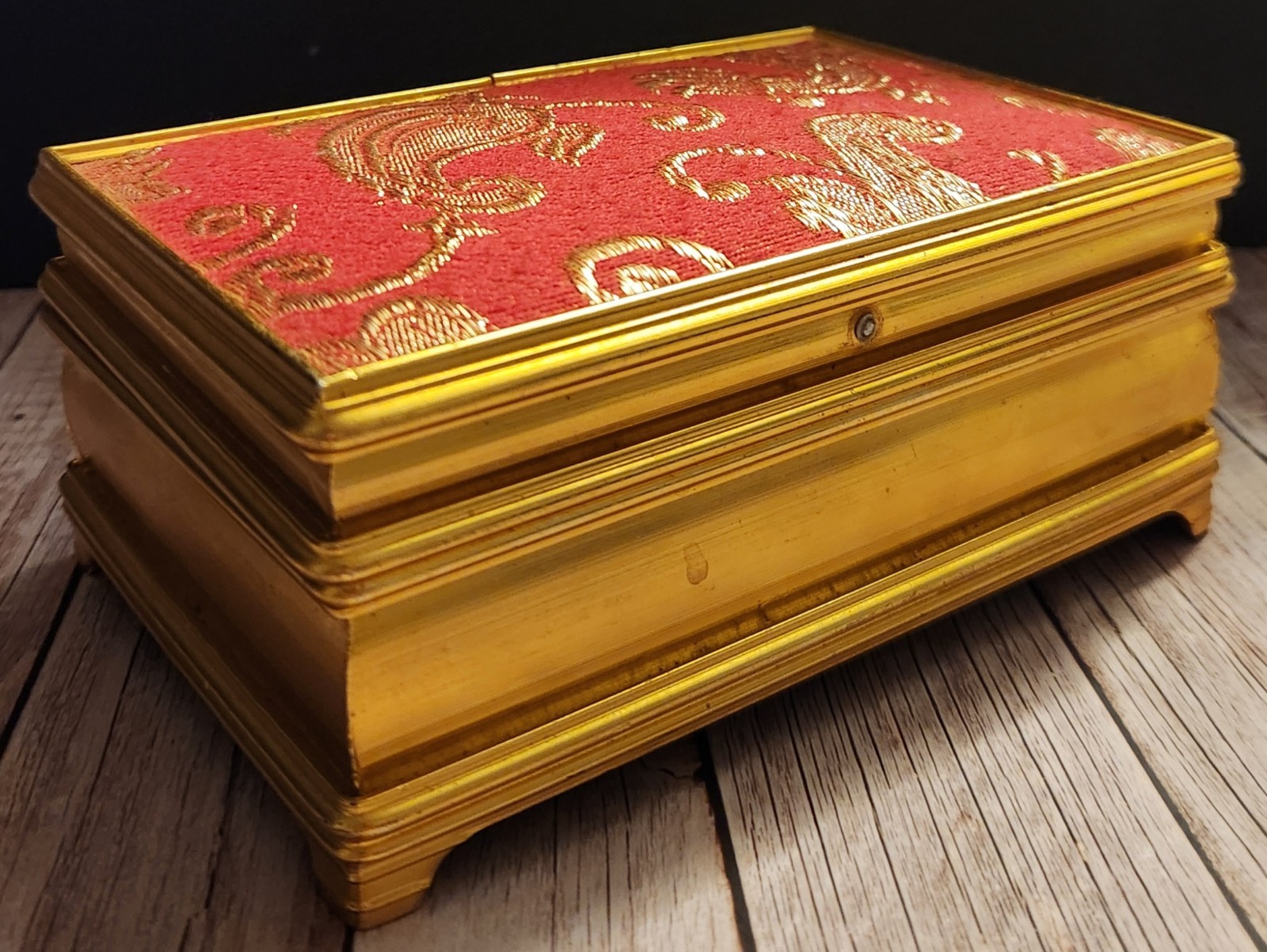 Vintage Red Gold Brocade Jewelry Box Mirror Ring Rolls Footed Made in Taiwan ROC