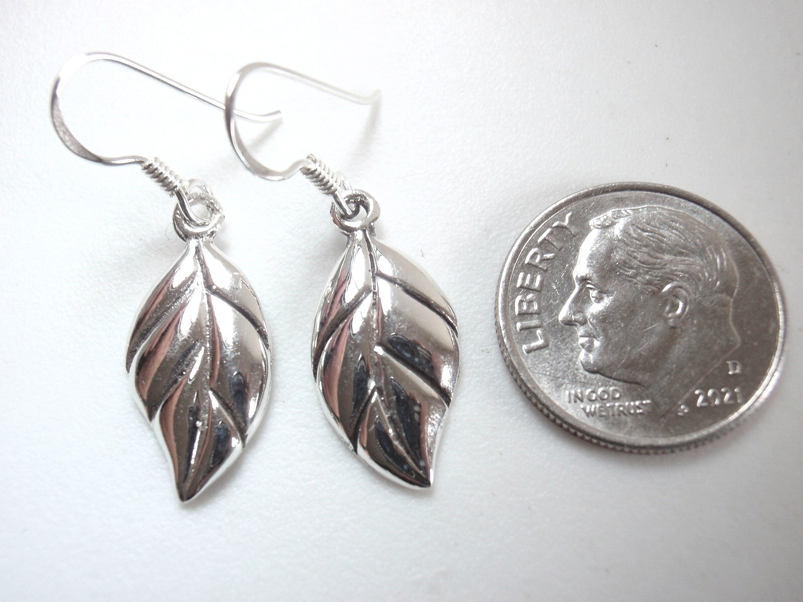 Understated Leaves 925 Sterling Silver Dangle Earrings leaf