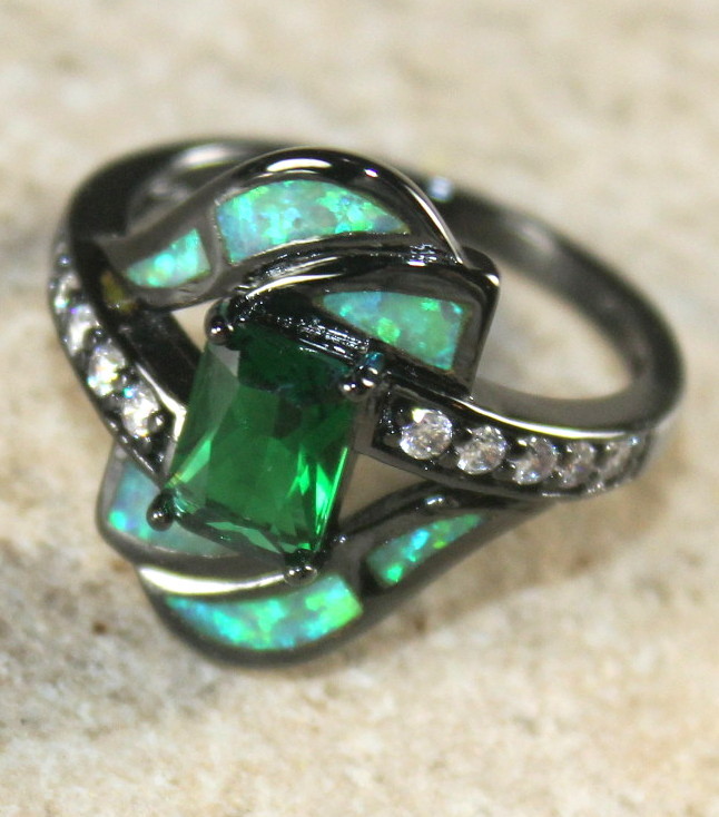 BLACK SILVER Elegant Green Fire Opal & Green Peridot Ring Size 8, WR40502
