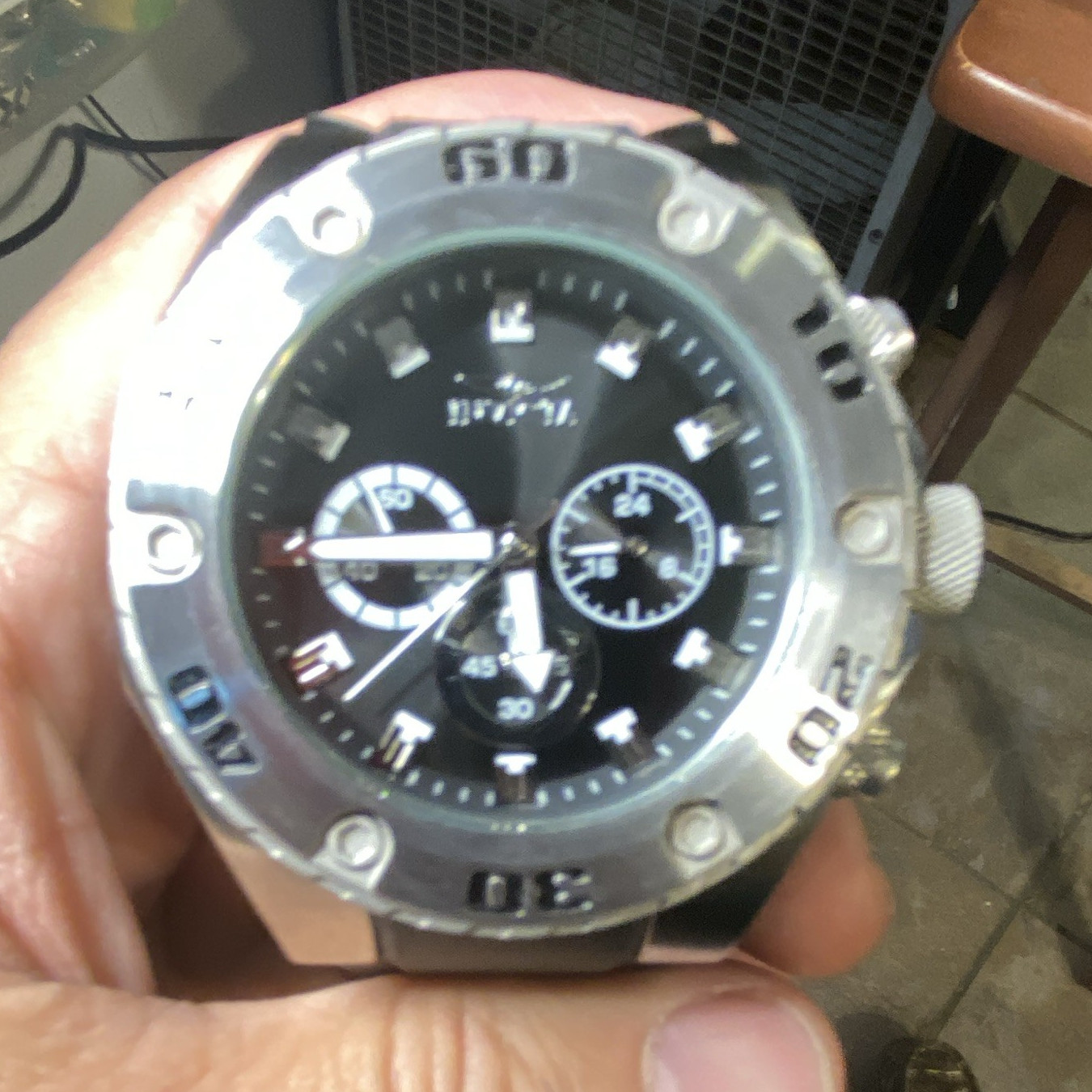 Invicta Speedway Men’s Chronograph Quartz Black Dial 100m 48mm + Silicone Strap