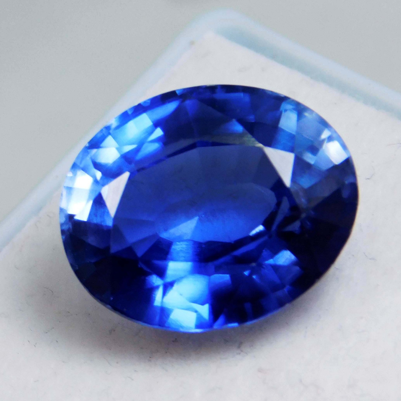 CERTIFIED Natural Unheated 11.80 Cts Blue Sapphire Oval Loose Gemstone