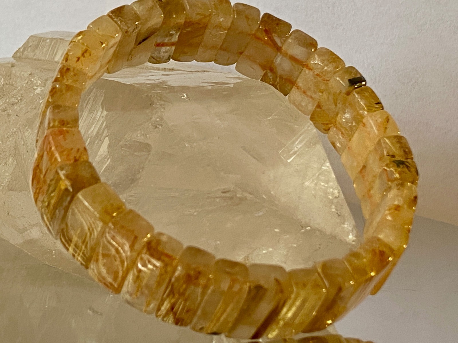 8.2″ Golden Rutilated Quartz Titanium Dioxide Inclusions Bracelet – I1414