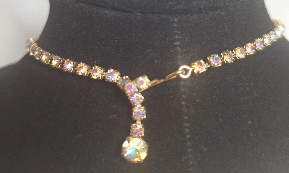 Necklace Aurora Borealis Rhinestone 1960 Vtg Iridescent Blue New Year’s Eve Prom