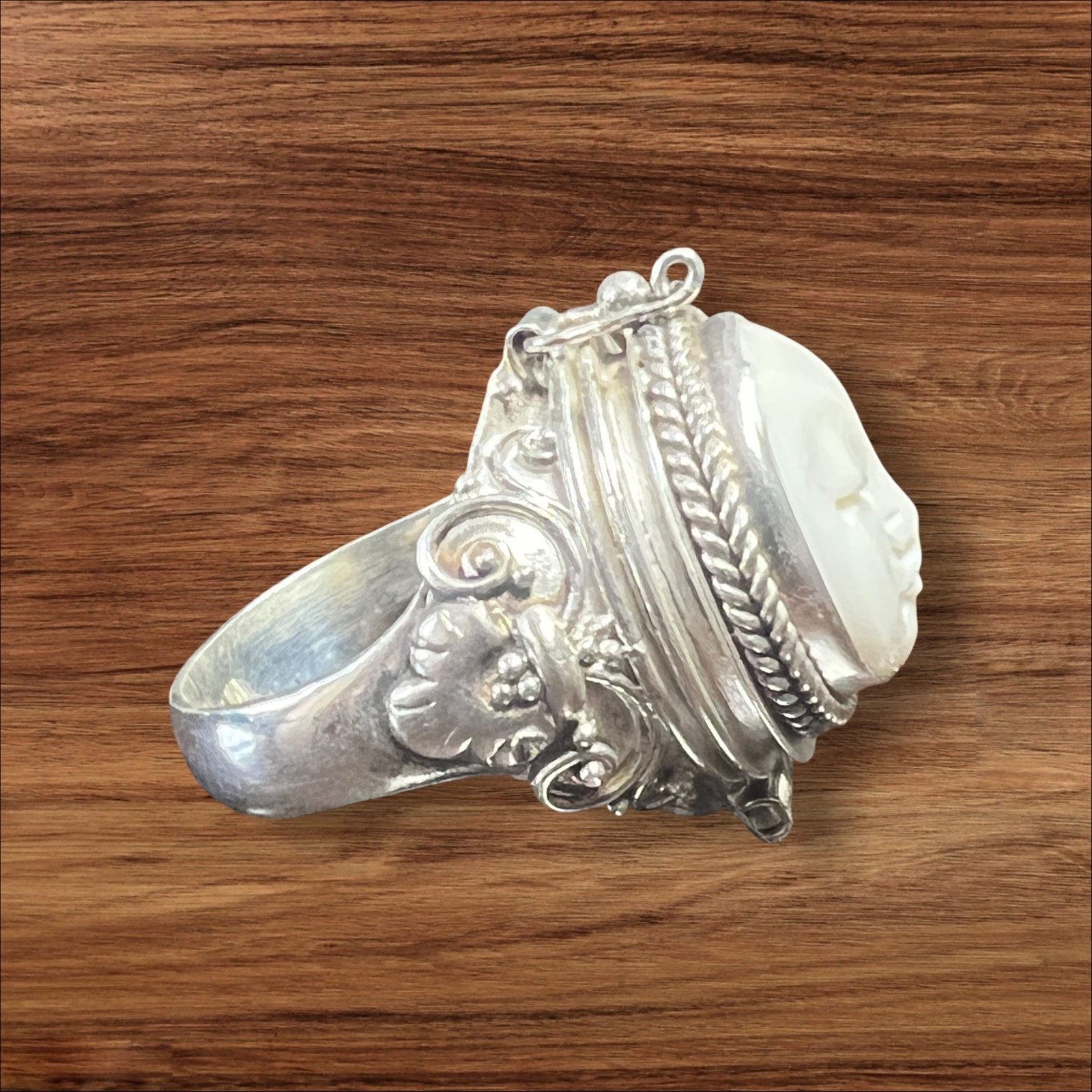 Poison Pill Box Sterling Silver 925 Ring W Bovine Bone Round Moon Face Sz 8,9,10