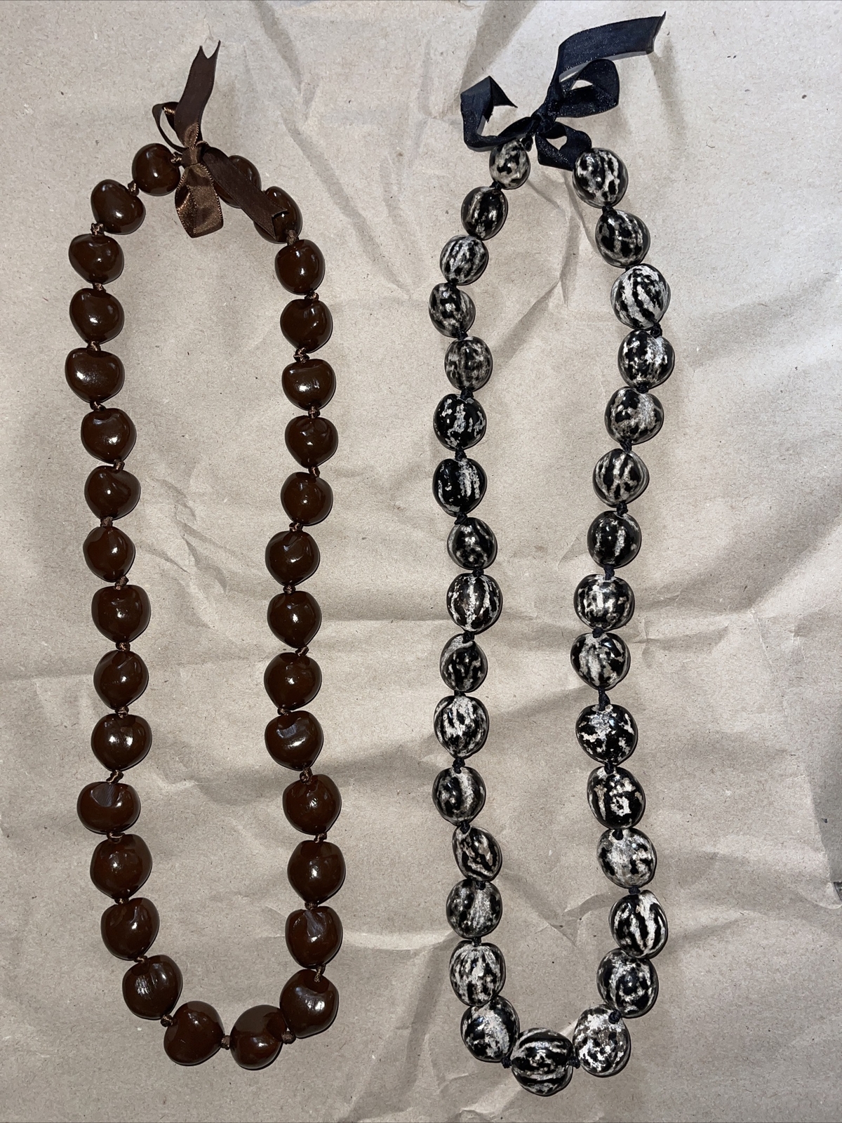 Lot 2 Hawaiian Maui Dark Brown & Tiger Kukui Nut Lei Necklace Souvenir Gift