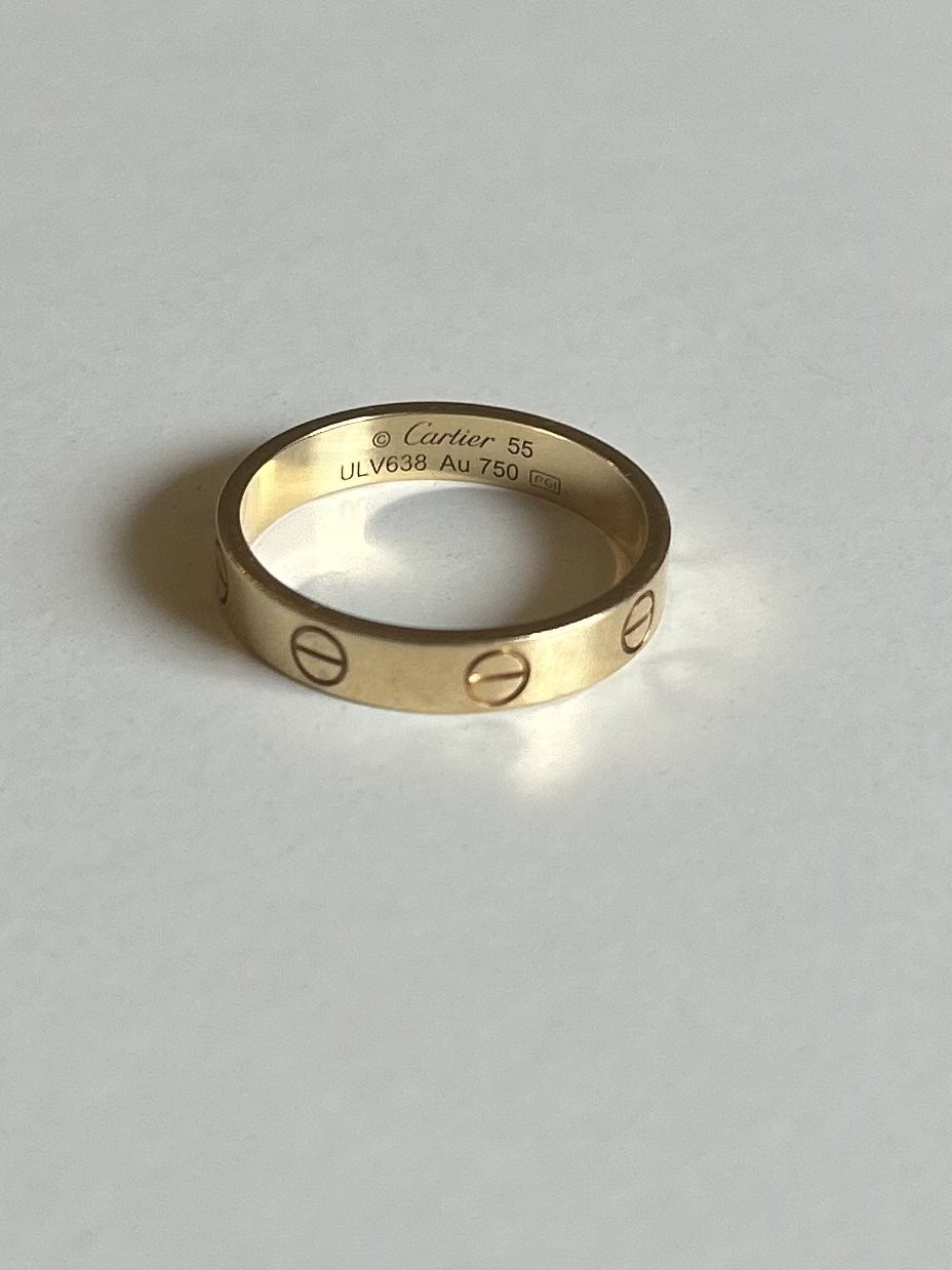 Cartier Love Ring 18K Yellow Gold Size 55 with Box & Certificate