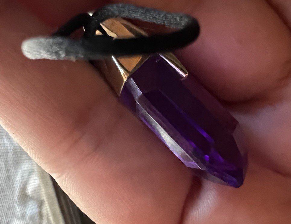Rare Thierry Mugler Alien Perfume GWP Purple Talisman Pendant Necklace Crystal