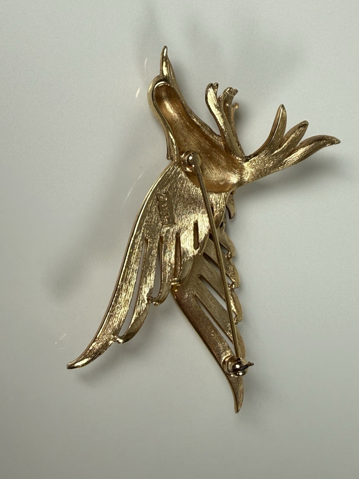 Vintage Gold Tone Crown Trifari Bird Falcon Brooch Pin Red Crystal Eye Eagle