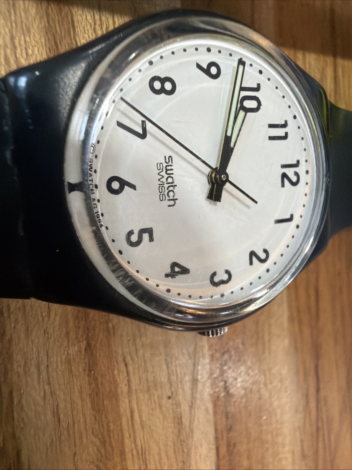 Vintage Swatch Watch LB153 “Something New” Ladies 25mm Black & White Swiss