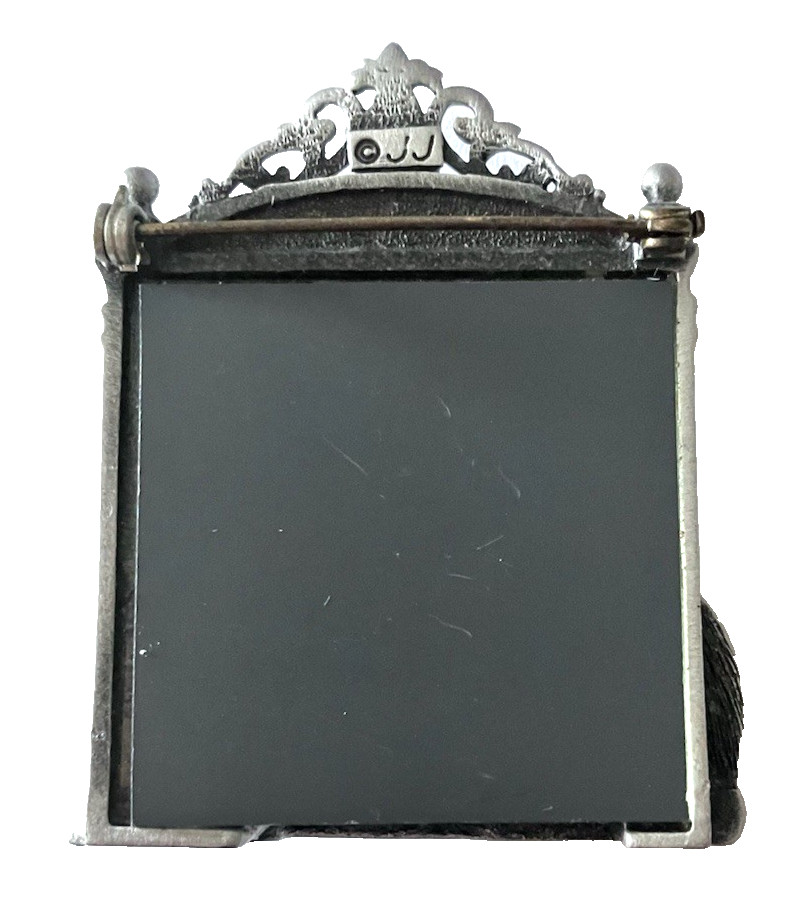 Vintage Brooch Pin- Cat Looking At Image In Mirror Real Glass Set In Pewter(2157