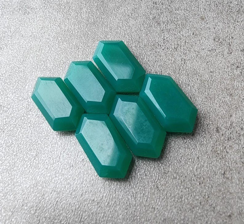 Natural Green Onyx Hexagon Flat Faceted Cut AAA Quality Calibrated Gemstones