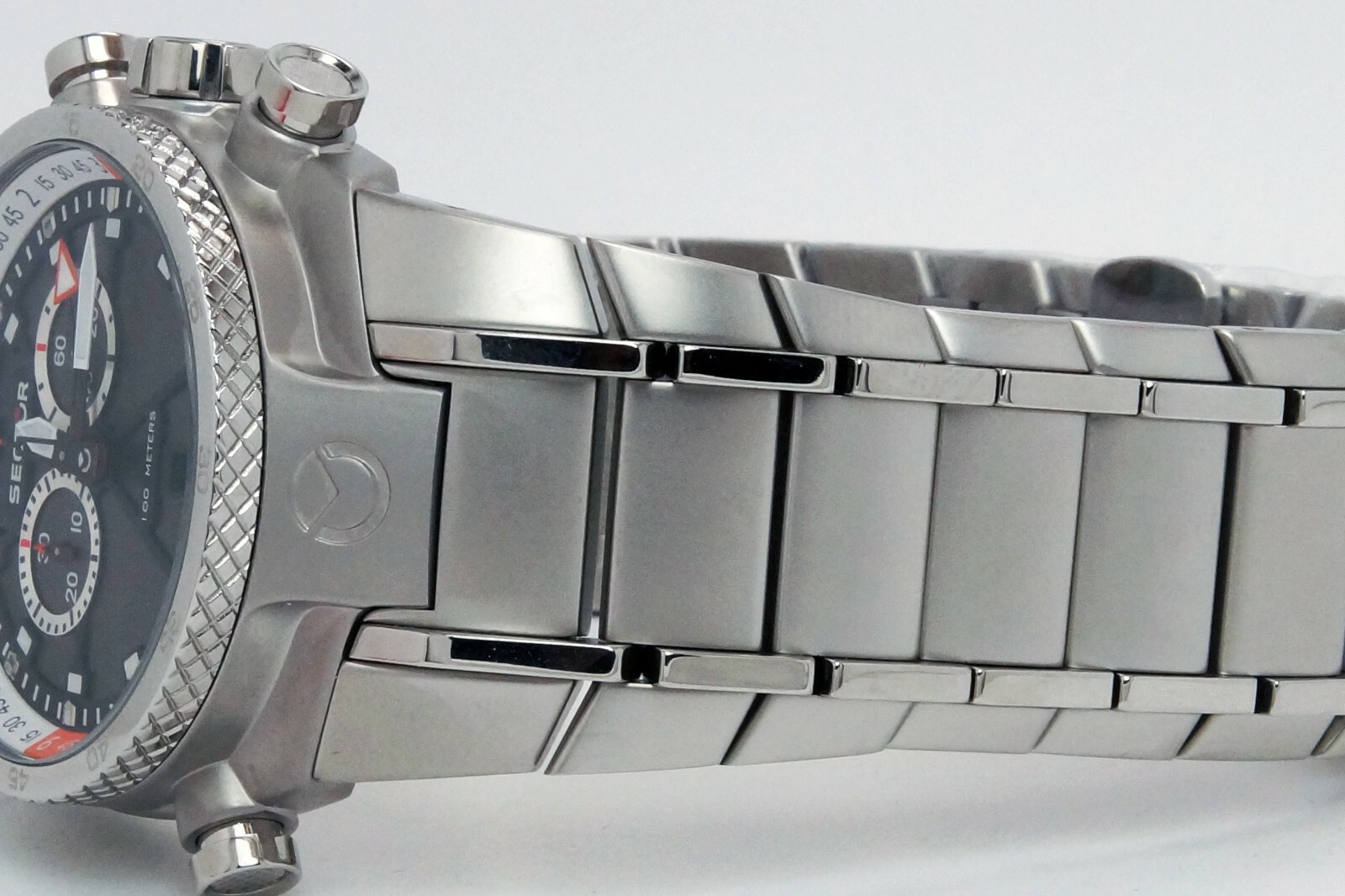 NEW SECTOR R3271695125 SWISS ALARM CHRONOGRAPH STEEL SPORT WATCH ANALOG QUARTZ