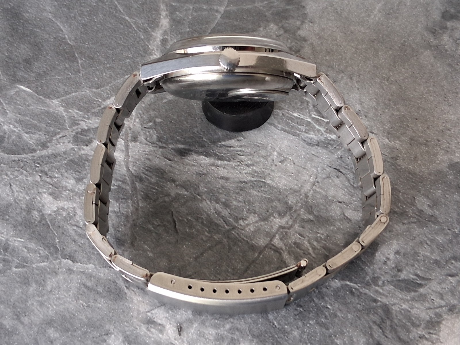 Serviced 1976 Timex Q Quartz Electric Silver Dial Mens Vintage Day Date Watch