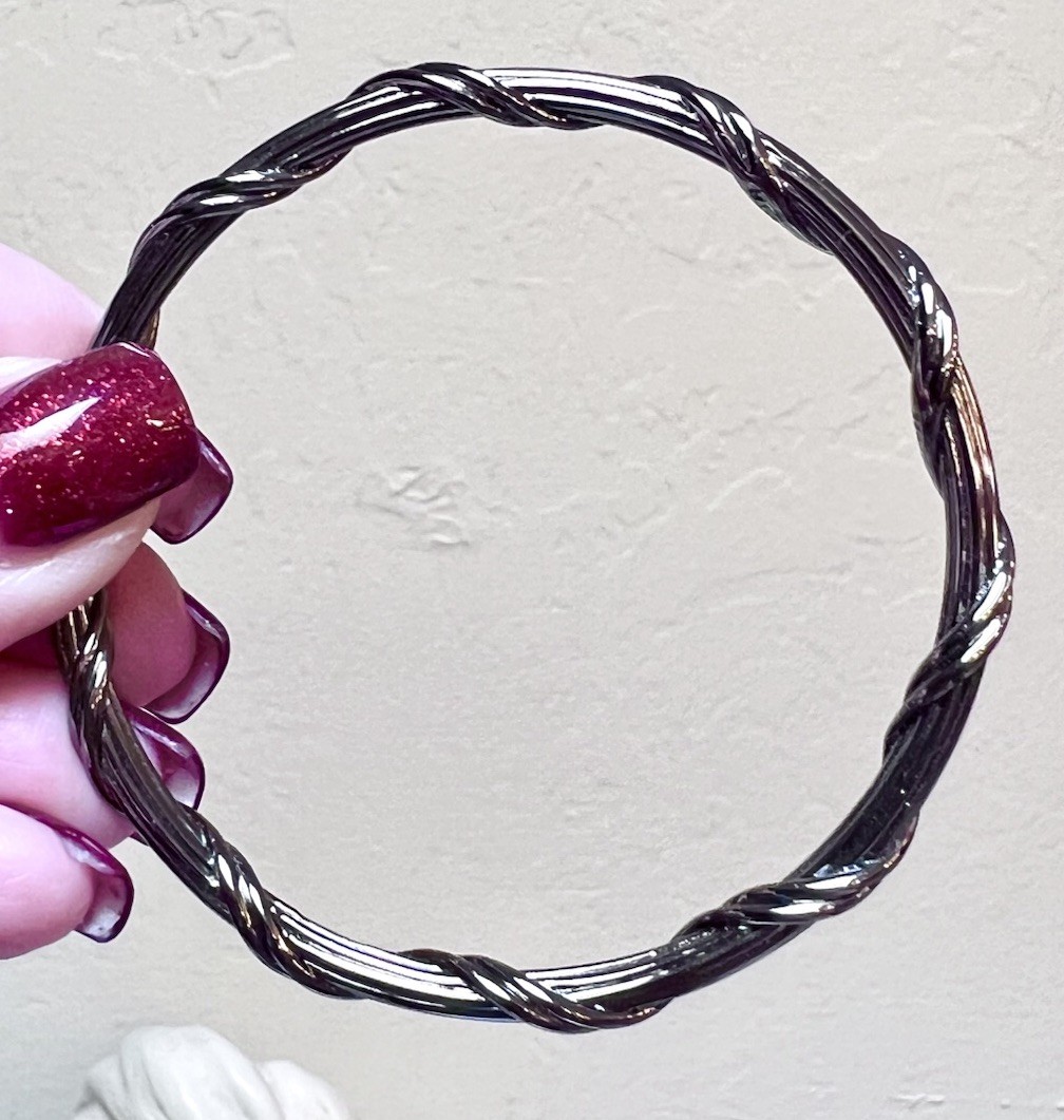 LOVELY Authentic Peter Thomas Roth Oxidized Sterling Silver Bangle Bracelet