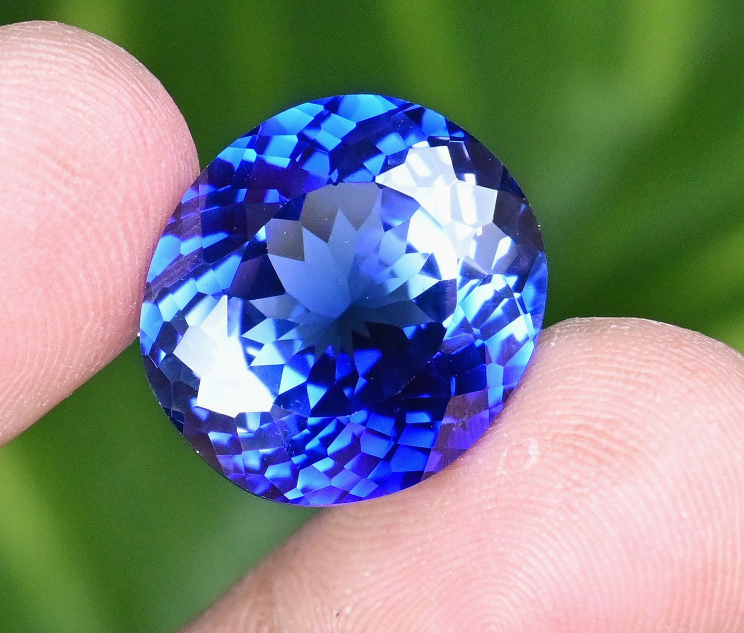 24.95 Ct Natural Montana YoGo Blue Sapphire Oval Certified Flawless Gemstone