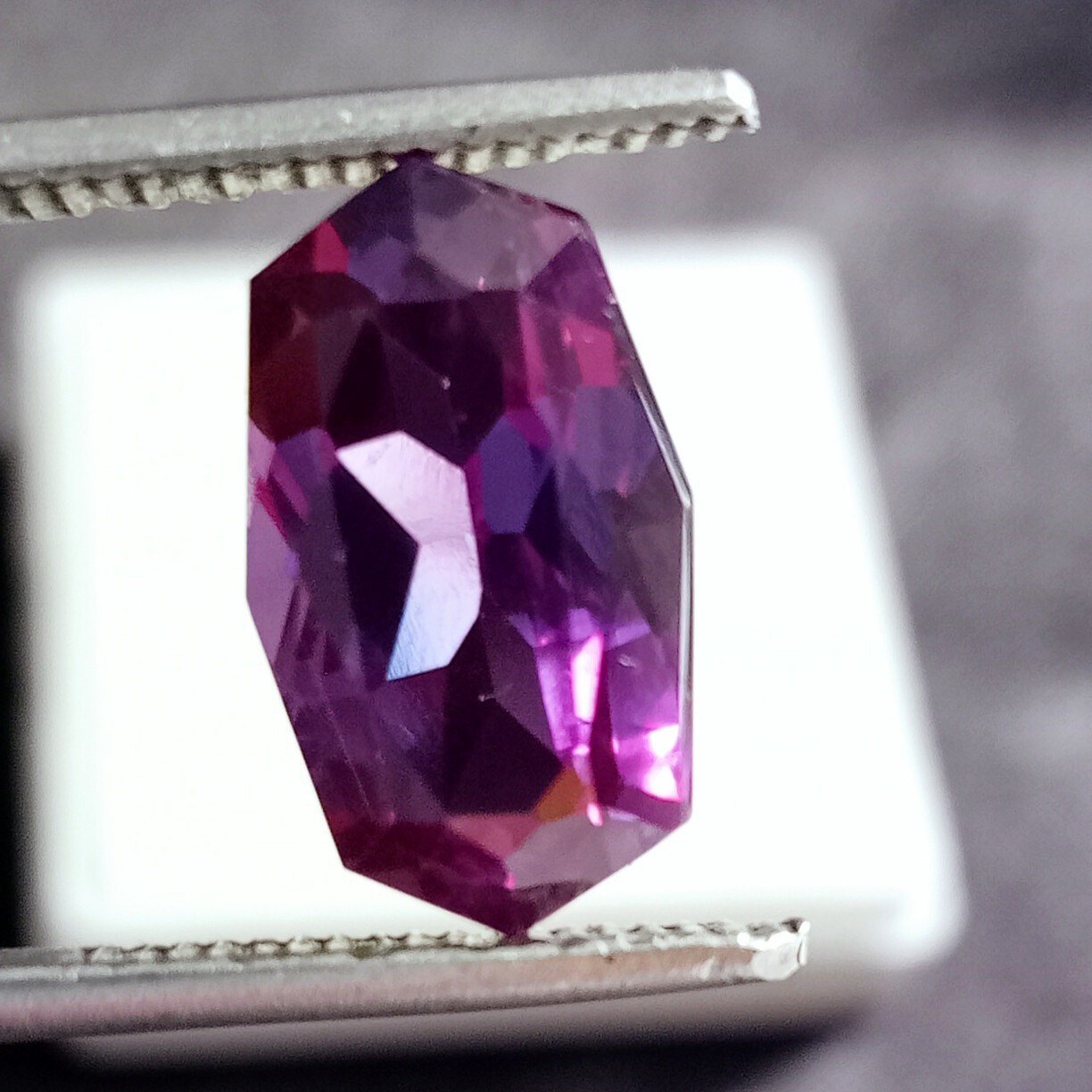 Alexandrite Colour Changing Natural Fancy Cut 10-12Ct Certified Gemstone