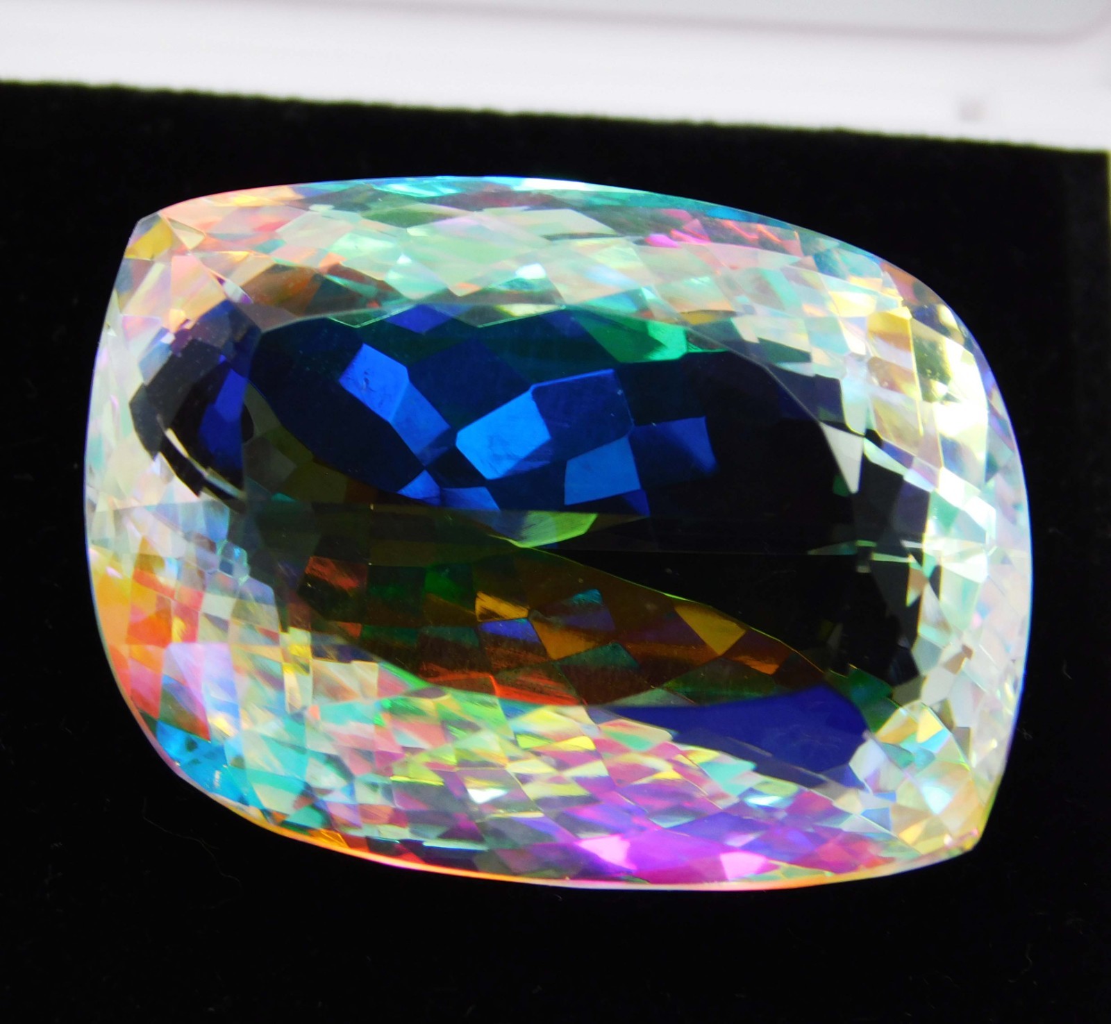 Flawless Natural Mystic Quartz 97.70 Ct Certified Rainbow Fancy Loose Gemstone