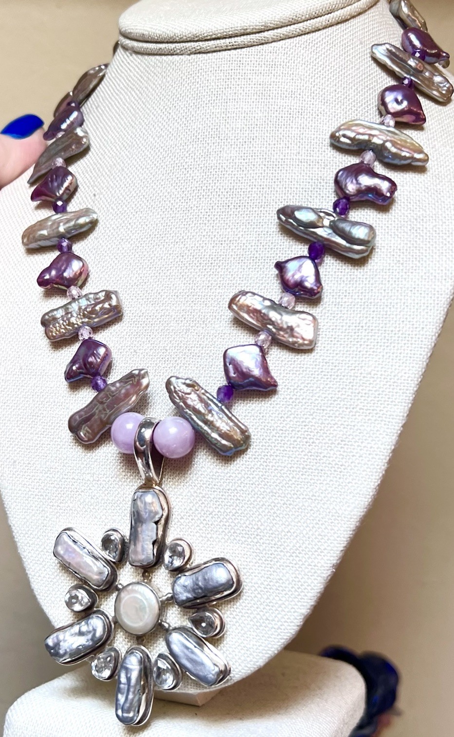 BEAUTIFUL Sterling Silver Purple, Blue, Silver Lustrous Pearl & Zircon Necklace