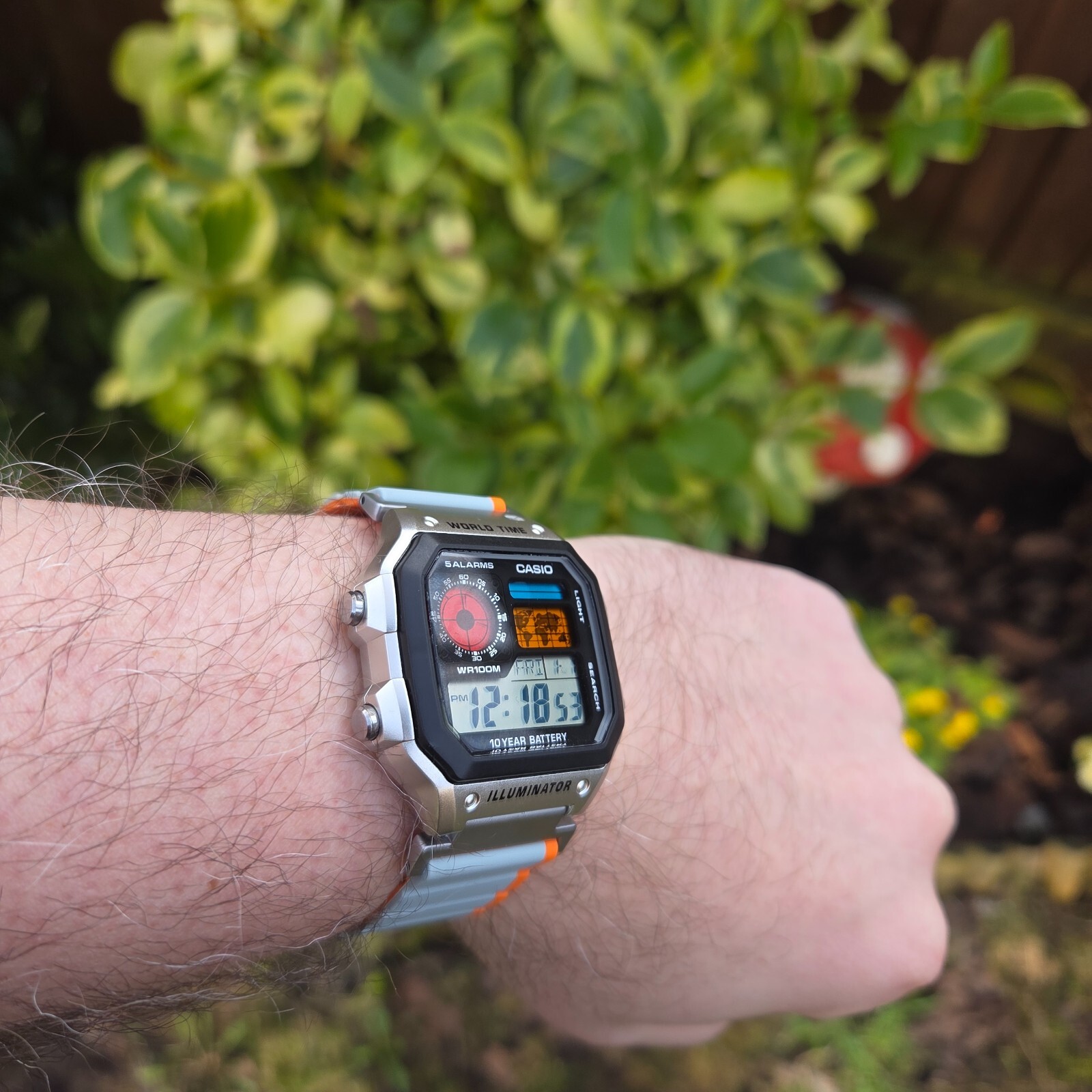 CASIO AE-1200WHD. Royale World Time Watch Mod. Hydromod.