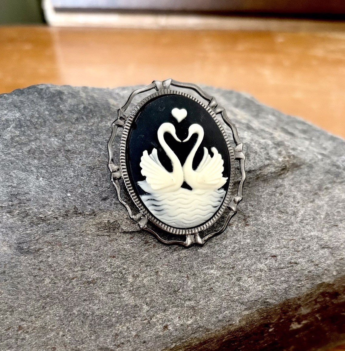 Swan Birds in Love Cameo Brooch Pin, Swans Bird w/Heart, gr8 Valentines Day Gift
