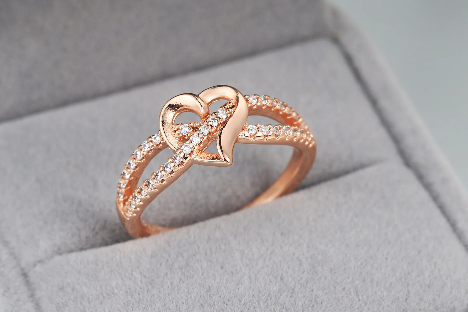 Wedding Band Ring Infinity Heart Love Zircon Tension Mount Women Jewelry