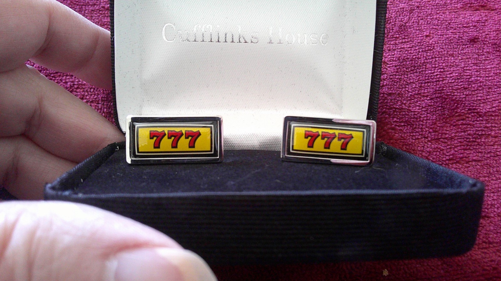Cufflinks – Slot Machine Casino Numbers 777