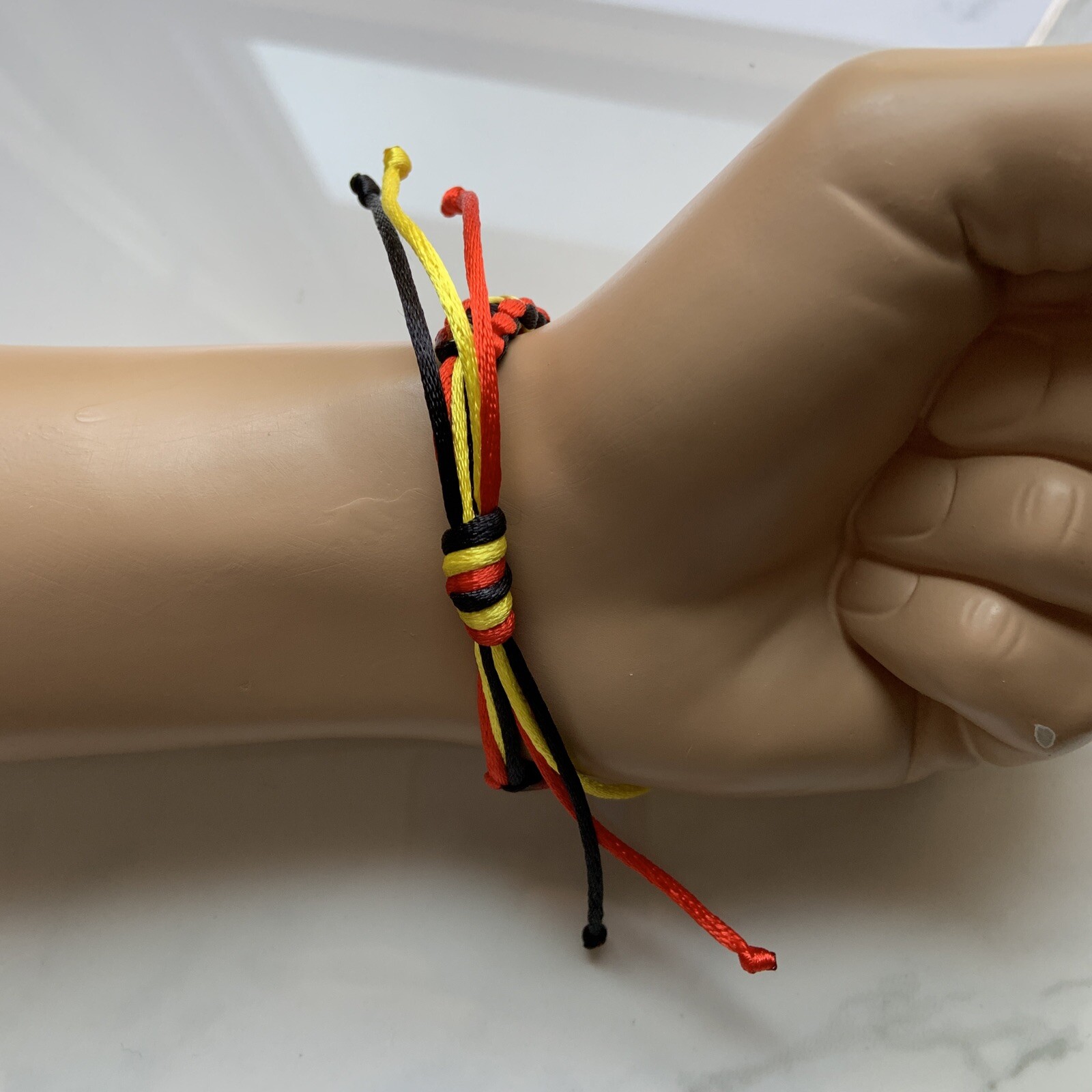 BELGIUM Bracelet BLACK YELLOW RED Armband Satin Rattail Nylon Macrame Cord