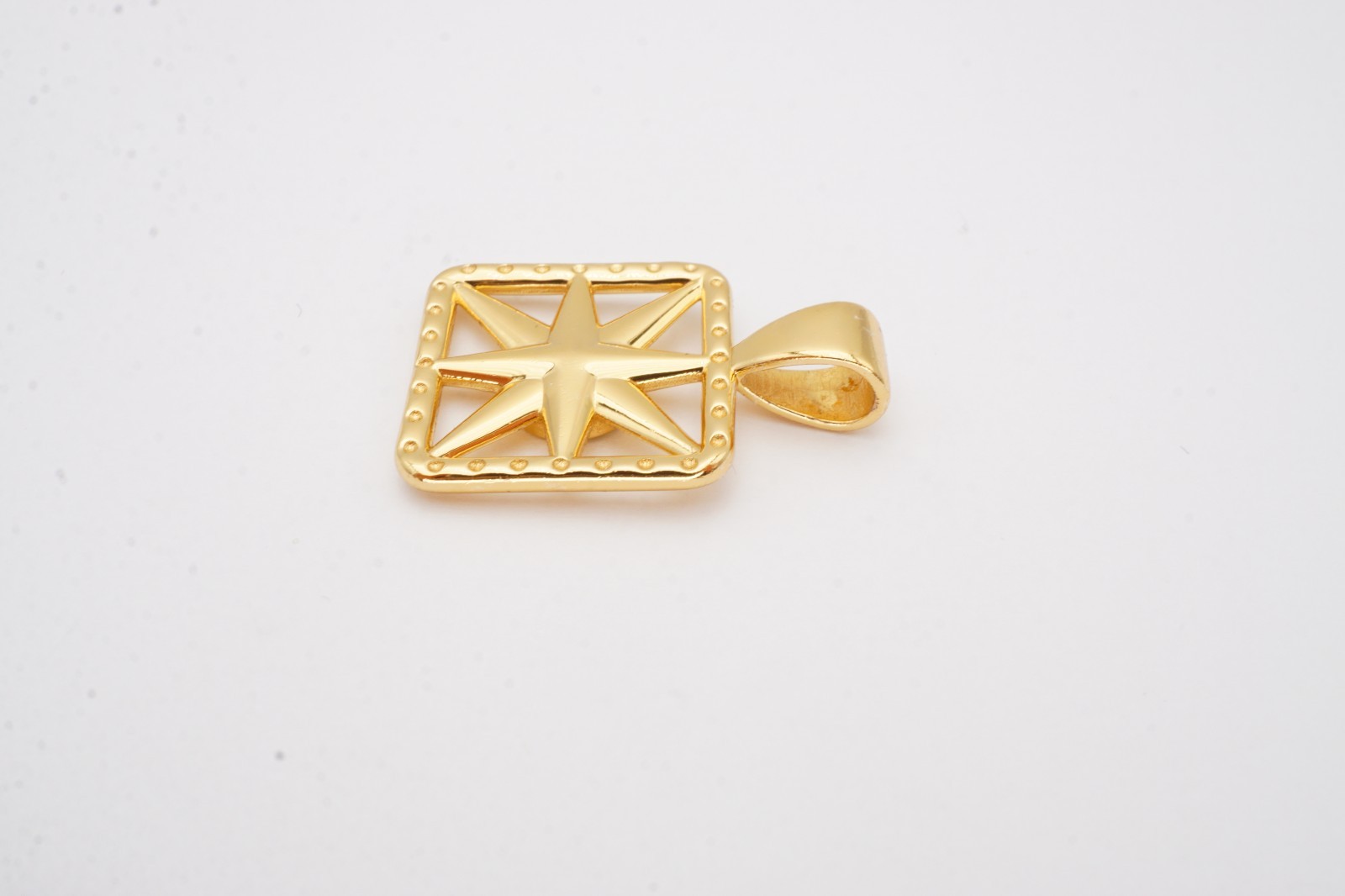Jane Win Gold Plated Sterling Silver 925 Star Pendant